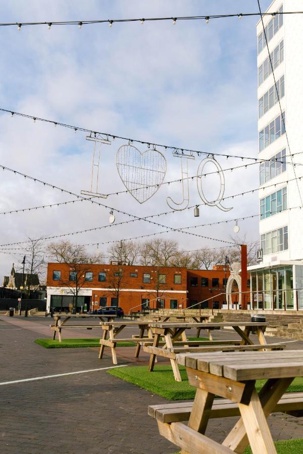 برمنغهام Stylish Jewellery Quarter Apartment Sleeps 4 المظهر الخارجي الصورة